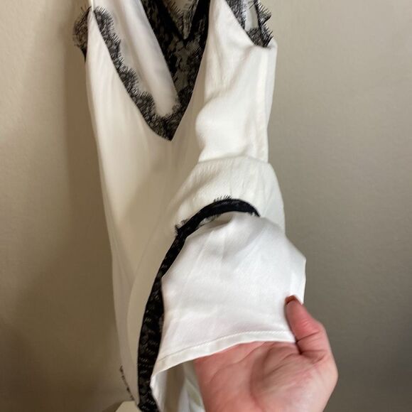 Lovers + Friends Gem Lace Romper - Picture 6 of 10